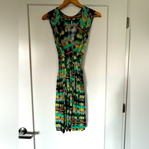 Anthropologie Dresses & Skirts - LAST CHANCE | Anthropologie patterned tie-waist dress | Size S | GUC